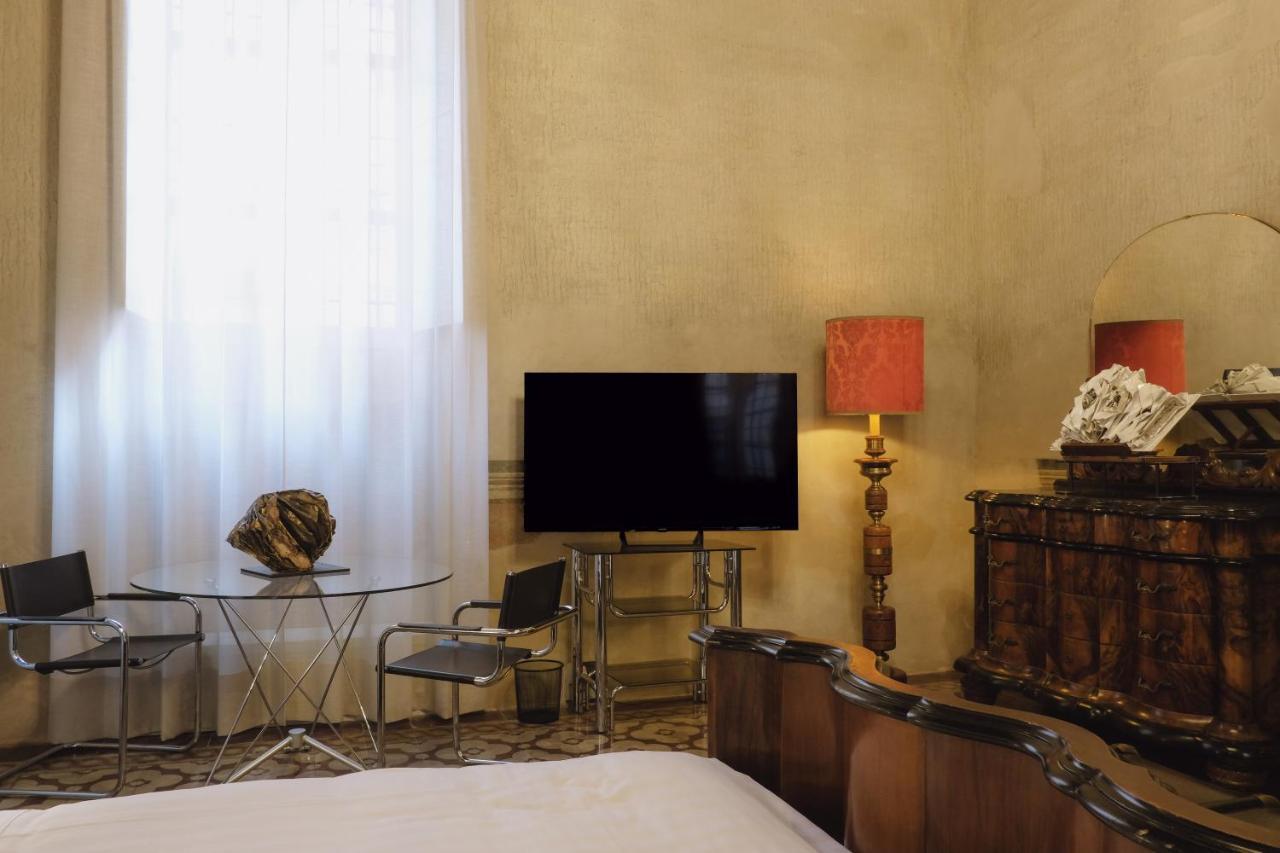 Foresteria Palazzo Guazzoni Zaccaria Кремона Екстер'єр фото